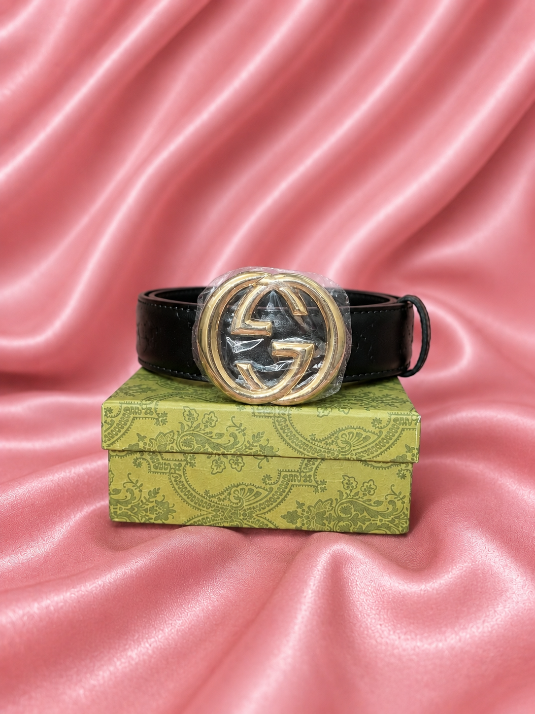 GG Monogrammed Black Belt Gold Buckle